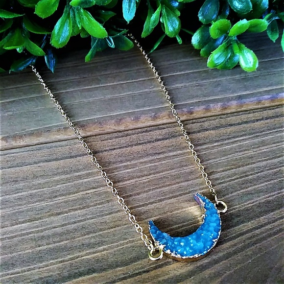 Jewelry - 3 for $35 NEW Dainty Turquoise Druzy Necklace